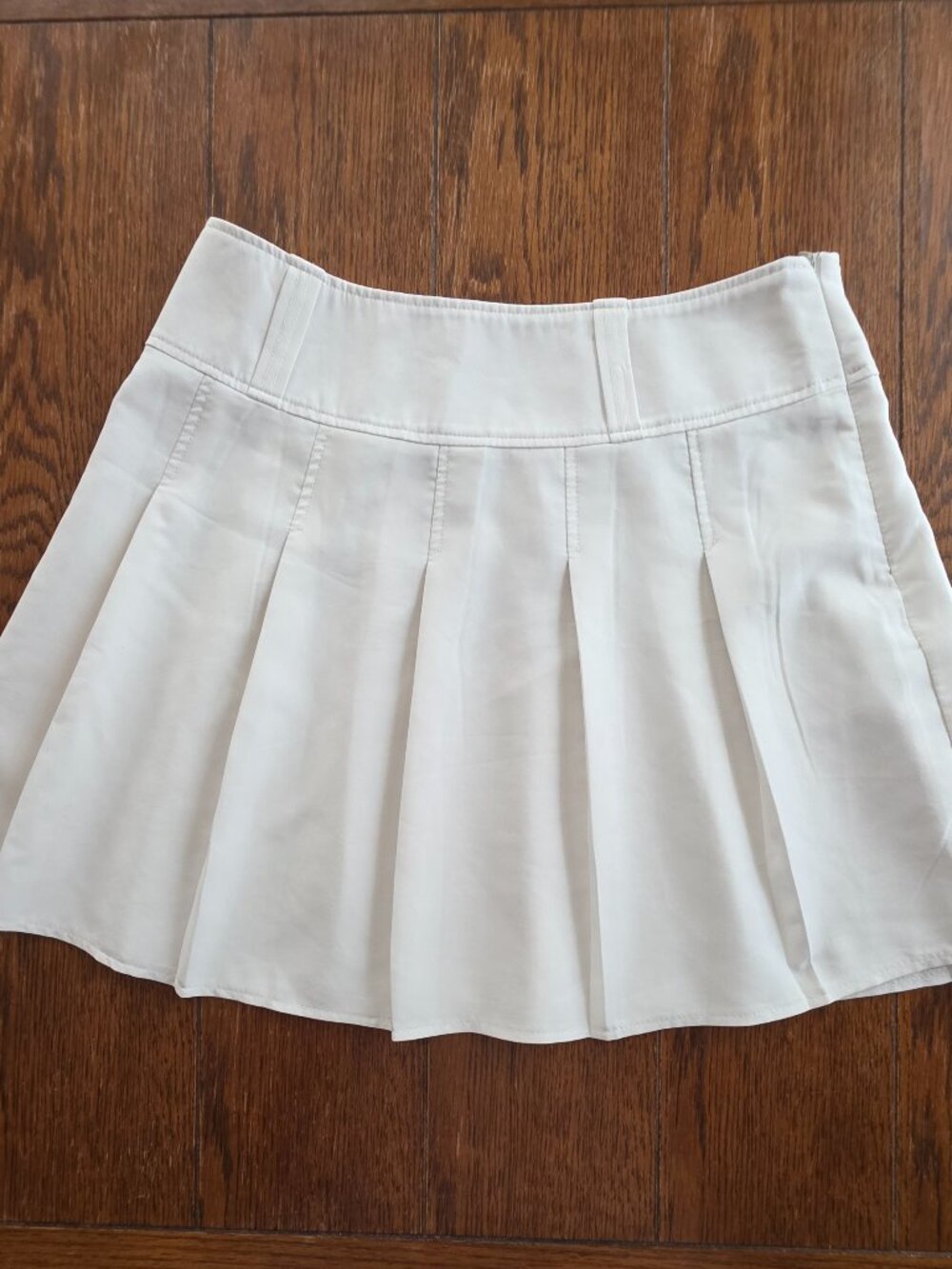 SHEIN Cream White Pleated Tennis Mini Skirt - Size L